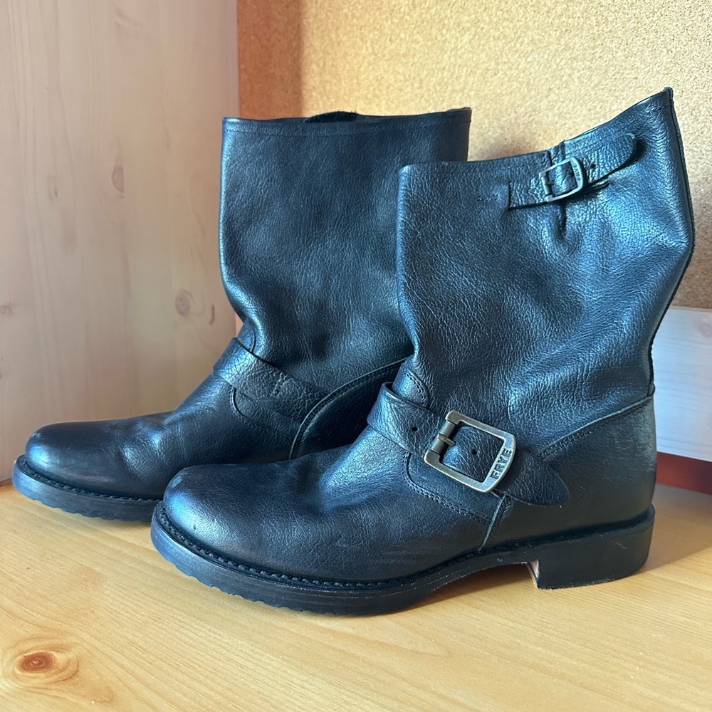 SOLD Vintage Frye Veronica Bootie - Chelsea Boot